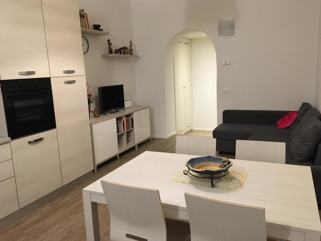 Home Pilastri Apartament Florence Buitenkant foto